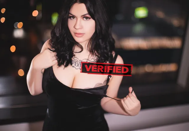 Adriana sexy Encuentra una prostituta Chemax